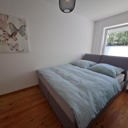 Wohnung Fleethoern - Zentral, Ruhig, Mit Parkplatz Und Balkon Kiel Extérieur photo