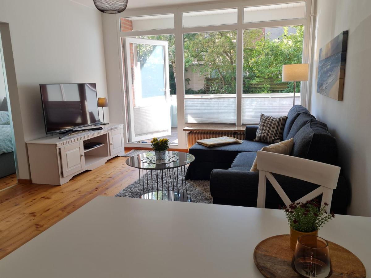 Wohnung Fleethoern - Zentral, Ruhig, Mit Parkplatz Und Balkon Kiel Extérieur photo