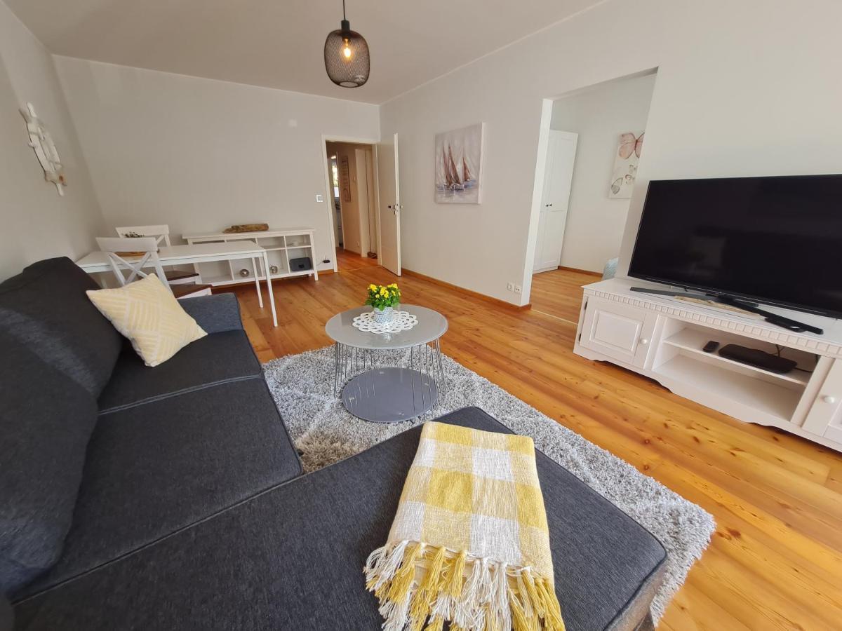 Wohnung Fleethoern - Zentral, Ruhig, Mit Parkplatz Und Balkon Kiel Extérieur photo